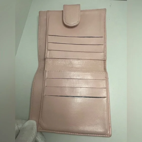 CHANEL Caviar Pink Wallet with Dusty and Box - Picture 3 of 16